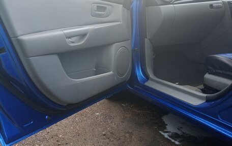 Mazda Axela, 2004 год, 570 000 рублей, 10 фотография