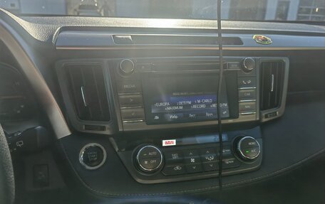 Toyota RAV4, 2014 год, 2 100 000 рублей, 14 фотография