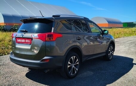 Toyota RAV4, 2014 год, 2 100 000 рублей, 3 фотография