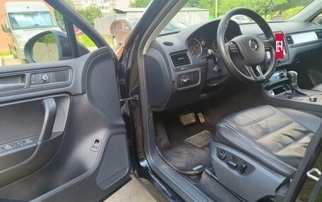Volkswagen Touareg III, 2012 год, 1 630 000 рублей, 7 фотография