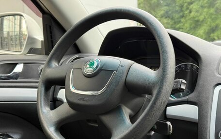 Skoda Octavia, 2011 год, 900 000 рублей, 15 фотография