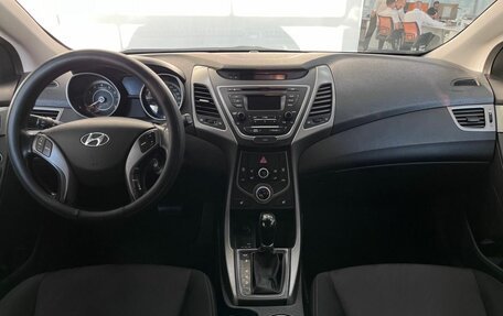 Hyundai Elantra V, 2015 год, 1 100 000 рублей, 9 фотография