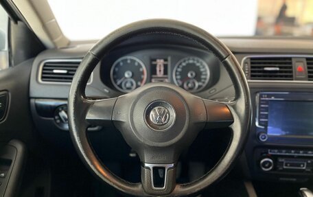 Volkswagen Jetta VI, 2012 год, 990 000 рублей, 12 фотография