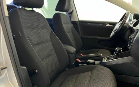 Volkswagen Jetta VI, 2012 год, 990 000 рублей, 20 фотография