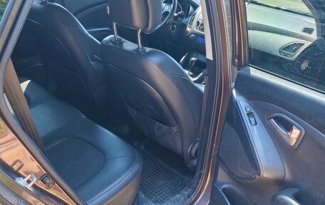 Hyundai ix35 I рестайлинг, 2012 год, 1 150 000 рублей, 15 фотография