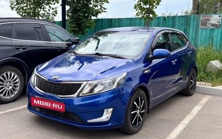 KIA Rio III рестайлинг, 2014 год, 900 000 рублей, 2 фотография