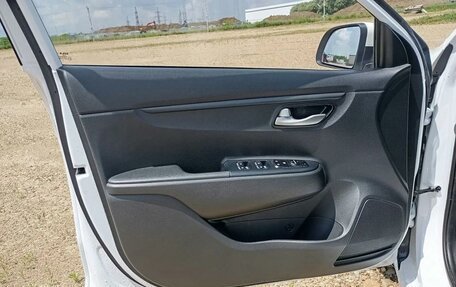 KIA Rio IV, 2021 год, 1 790 000 рублей, 9 фотография