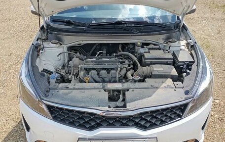 KIA Rio IV, 2021 год, 1 790 000 рублей, 12 фотография
