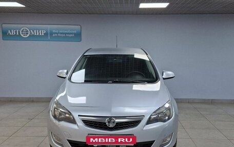 Opel Astra J, 2011 год, 559 000 рублей, 2 фотография
