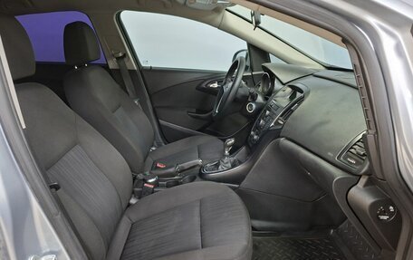 Opel Astra J, 2011 год, 559 000 рублей, 10 фотография