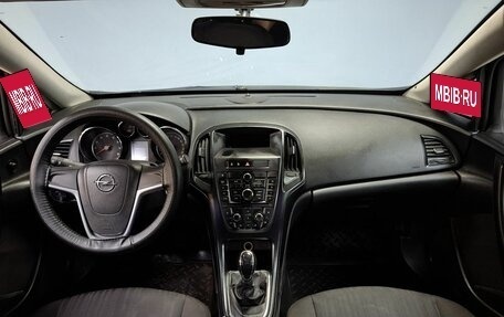 Opel Astra J, 2011 год, 559 000 рублей, 16 фотография