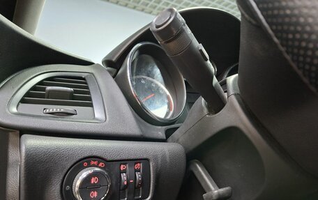 Opel Astra J, 2011 год, 559 000 рублей, 18 фотография