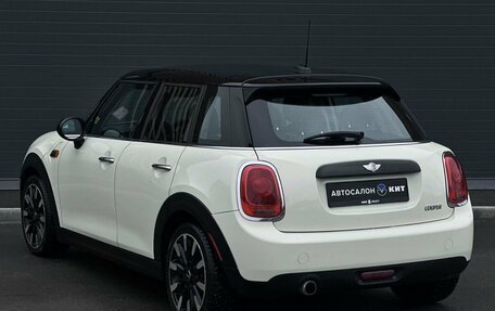 MINI Hatch, 2017 год, 1 349 000 рублей, 8 фотография