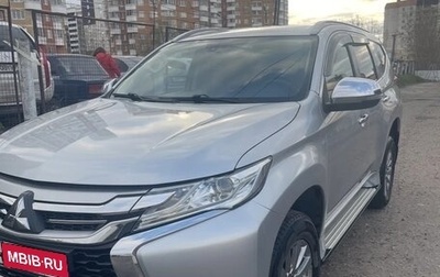 Mitsubishi Pajero Sport III рестайлинг, 2018 год, 2 700 000 рублей, 1 фотография