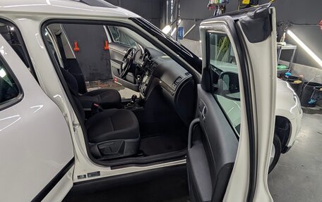 Skoda Yeti I рестайлинг, 2014 год, 1 240 000 рублей, 5 фотография