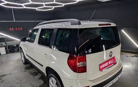 Skoda Yeti I рестайлинг, 2014 год, 1 240 000 рублей, 4 фотография