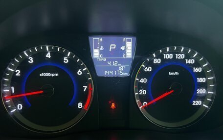 Hyundai Solaris II рестайлинг, 2016 год, 1 000 000 рублей, 7 фотография