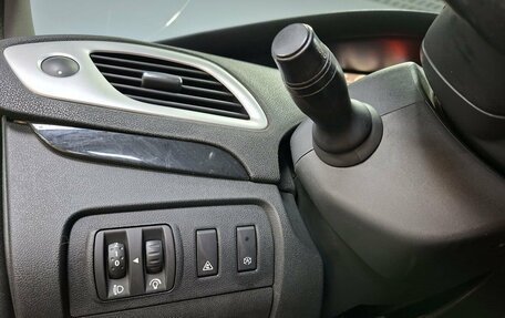 Renault Scenic III, 2013 год, 850 000 рублей, 19 фотография
