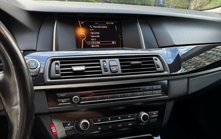 BMW 5 серия, 2014 год, 1 850 000 рублей, 3 фотография