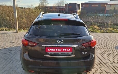 Infiniti FX II, 2010 год, 1 650 000 рублей, 6 фотография