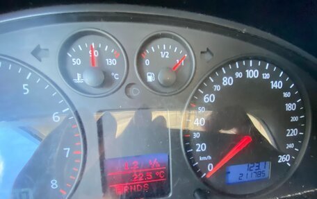 Volkswagen Multivan T5, 2008 год, 2 295 000 рублей, 13 фотография