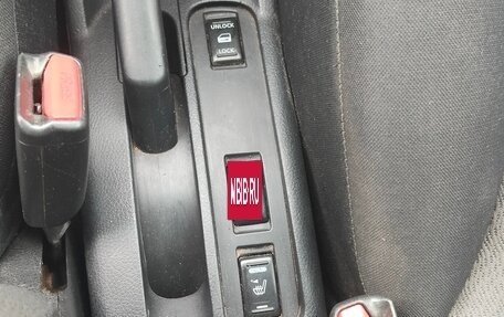 Nissan Note II рестайлинг, 2011 год, 750 000 рублей, 23 фотография