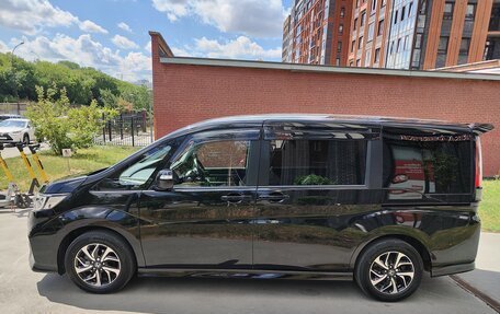 Honda Stepwgn IV, 2018 год, 2 230 000 рублей, 7 фотография