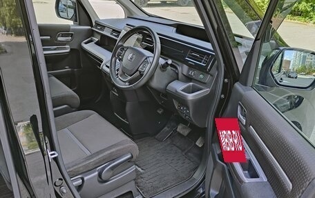 Honda Stepwgn IV, 2018 год, 2 230 000 рублей, 8 фотография