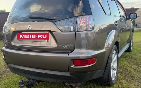 Mitsubishi Outlander III рестайлинг 3, 2011 год, 1 290 000 рублей, 10 фотография