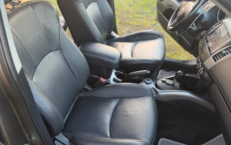 Mitsubishi Outlander III рестайлинг 3, 2011 год, 1 290 000 рублей, 22 фотография