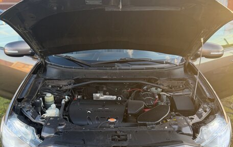 Mitsubishi Outlander III рестайлинг 3, 2011 год, 1 290 000 рублей, 37 фотография