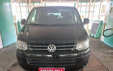 Volkswagen Caravelle T5, 2013 год, 2 800 000 рублей, 1 фотография
