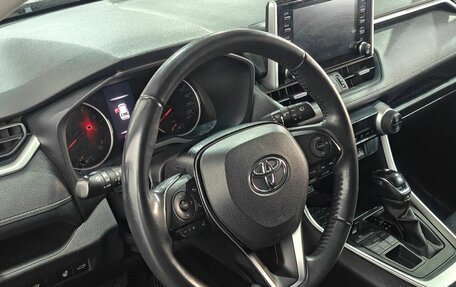 Toyota RAV4, 2021 год, 3 296 000 рублей, 12 фотография