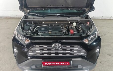 Toyota RAV4, 2021 год, 3 296 000 рублей, 19 фотография