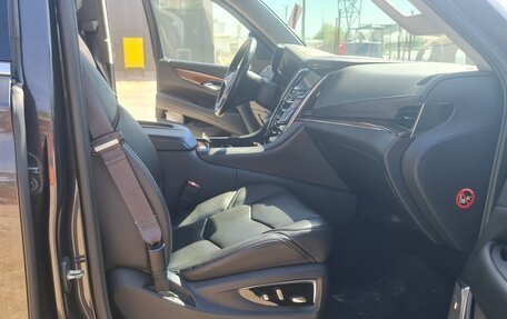 Cadillac Escalade IV, 2016 год, 3 700 000 рублей, 8 фотография