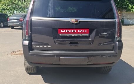 Cadillac Escalade IV, 2016 год, 3 700 000 рублей, 4 фотография