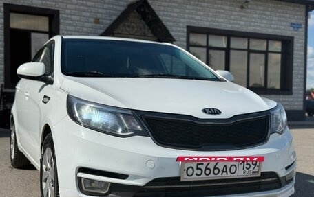 KIA Rio III рестайлинг, 2017 год, 700 000 рублей, 2 фотография