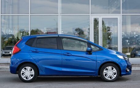 Honda Fit III, 2018 год, 997 000 рублей, 5 фотография