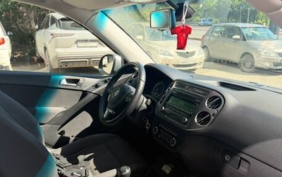 Volkswagen Tiguan I, 2013 год, 1 100 000 рублей, 1 фотография