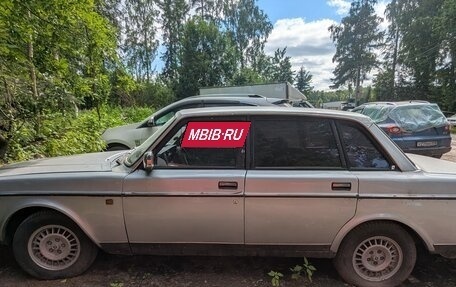Volvo 240 Series, 1984 год, 210 000 рублей, 8 фотография