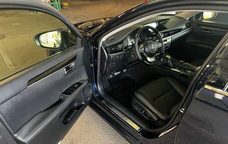 Lexus ES VII, 2016 год, 2 350 000 рублей, 16 фотография