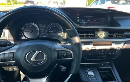 Lexus ES VII, 2016 год, 2 350 000 рублей, 18 фотография