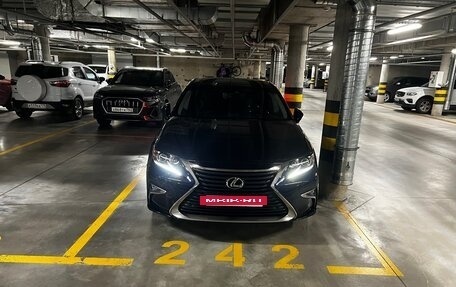 Lexus ES VII, 2016 год, 2 350 000 рублей, 14 фотография