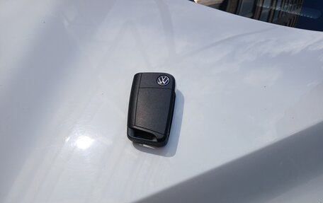 Volkswagen Polo VI (EU Market), 2021 год, 1 055 000 рублей, 2 фотография