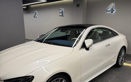 Mercedes-Benz E-Класс, 2020 год, 6 000 000 рублей, 2 фотография