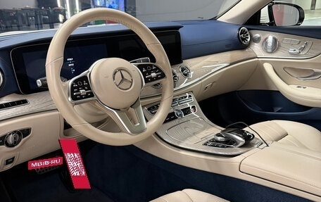 Mercedes-Benz E-Класс, 2020 год, 6 000 000 рублей, 5 фотография