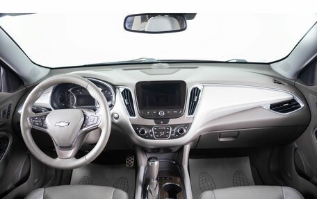 Chevrolet Malibu IX, 2016 год, 1 649 000 рублей, 14 фотография