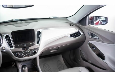 Chevrolet Malibu IX, 2016 год, 1 649 000 рублей, 15 фотография