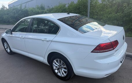 Volkswagen Passat B8 рестайлинг, 2018 год, 1 850 000 рублей, 3 фотография