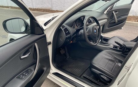 BMW 1 серия, 2011 год, 1 000 000 рублей, 3 фотография